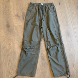 Aritzia TNA Joggers
